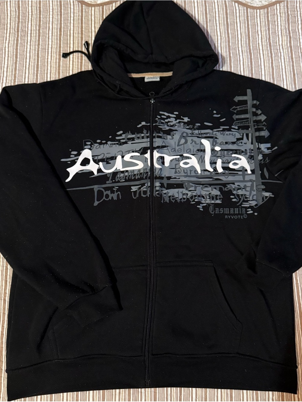 Boss Kangaroo Australia Graphic Zip-Up Hoodie - Black & Gray